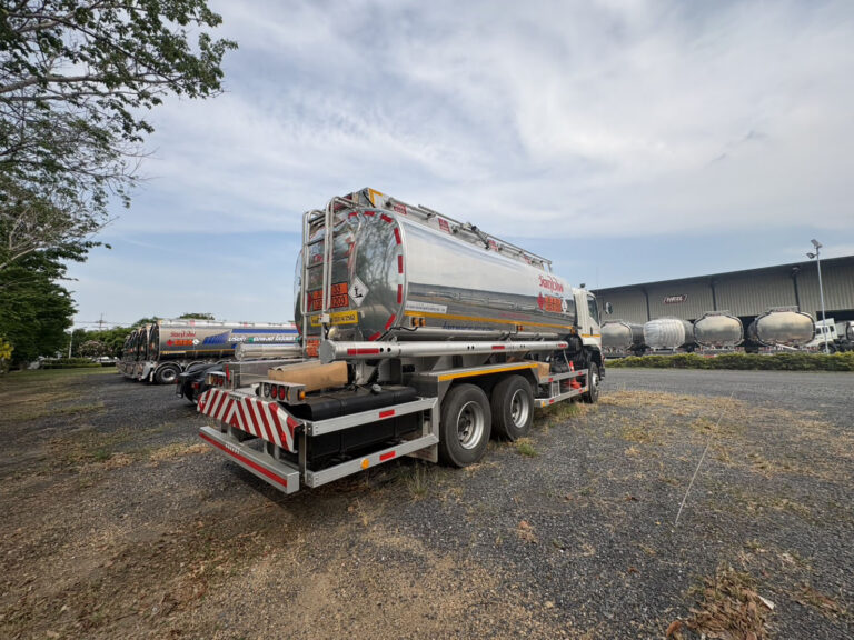 rigid-tanker-13