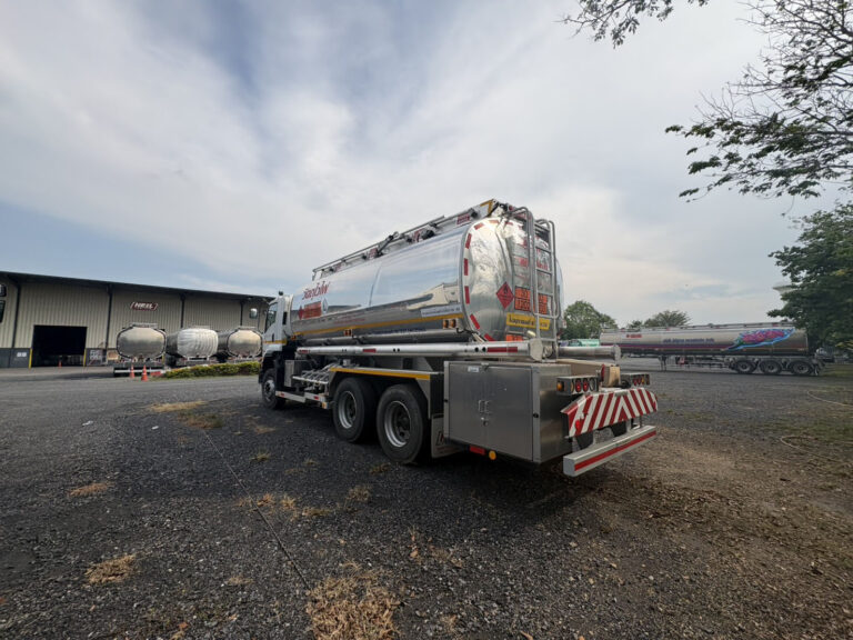 rigid-tanker-15